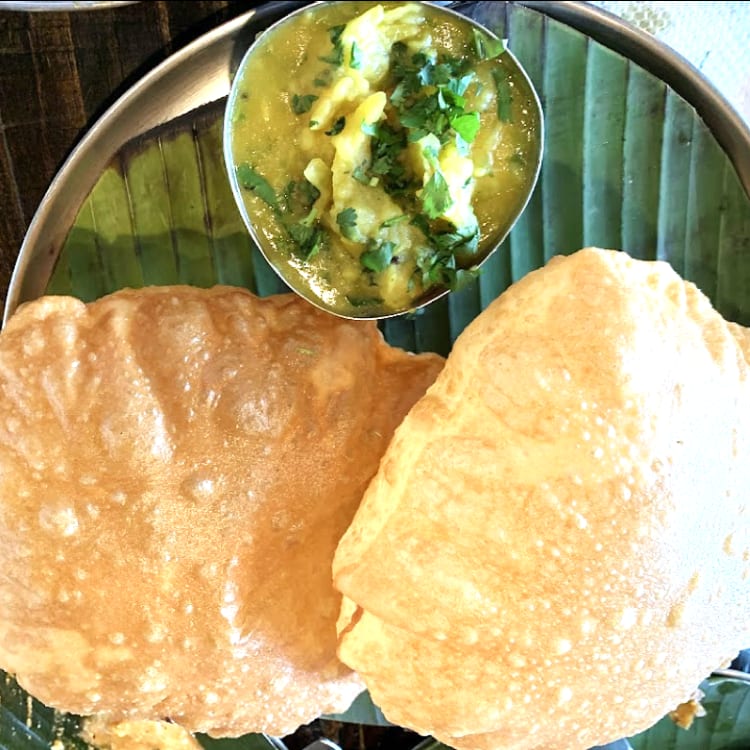 Poori Kelangu.