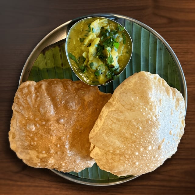 Poori Kelangu.